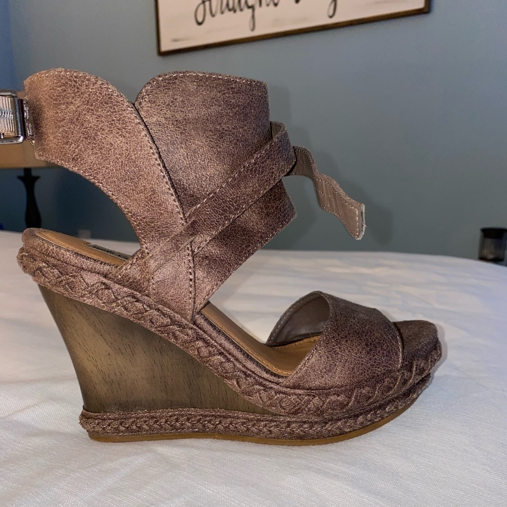 Not Rated Braided Strappy Wedge Sandal Size 7.5